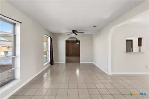 102 Runnel St, Seguin, TX 78155 - Photo 3
