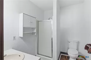 102 Runnel St, Seguin, TX 78155 - Photo 25