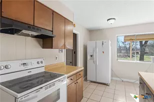 102 Runnel St, Seguin, TX 78155 - Photo 13