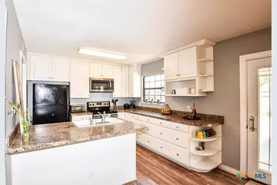 2202 Stagecoach Trail, Temple, TX 76502 - Photo 9