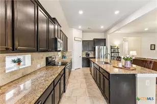 5867 Hopper Ct, New Braunfels, TX 78132 - Photo 9