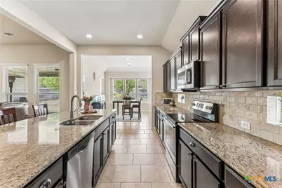 5867 Hopper Court, New Braunfels, TX 78132 - Photo 11