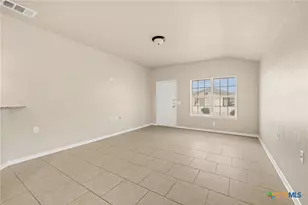 1202 Loyal Ln, Killeen, TX 76549 - Photo 9