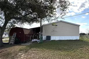 1255 Mount Pleasant Rd, Kingsbury, TX 78638 - Photo 23