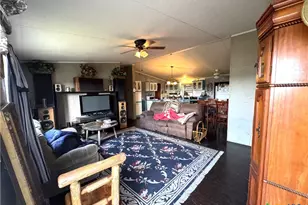 1255 Mount Pleasant Rd, Kingsbury, TX 78638 - Photo 3