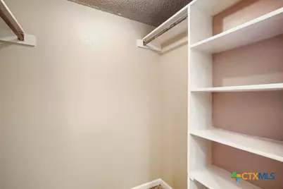 8655 Datapoint Drive, San Antonio, TX 78229 - Photo 15