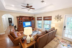 901 Deertrail Dr, San Marcos, TX 78666 - Photo 13