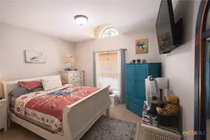 901 Deertrail Dr, San Marcos, TX 78666 - Photo 23