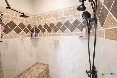 901 Deertrail Drive, San Marcos, TX 78666 - Photo 21