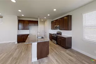 116 Hidden Branch Cv, San Marcos, TX 78657 - Photo 3