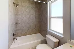 116 Hidden Branch Cv, San Marcos, TX 78657 - Photo 19