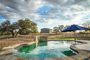 345 Laguna Rd, Bandera, TX 78003 - Photo 23