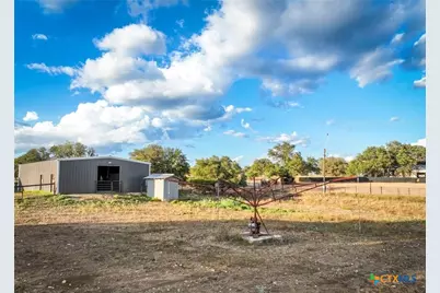 345 Laguna Road, Bandera, TX 78003 - Photo 27