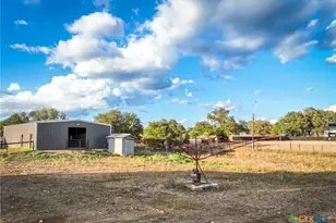 345 Laguna Rd, Bandera, TX 78003 - Photo 27