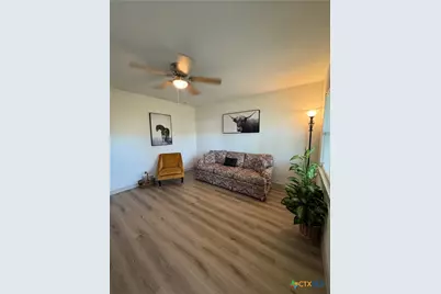 2109 W Ave. B, Temple, TX 76504 - Photo 5