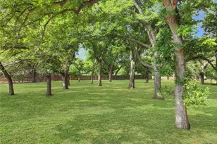 127 Milagros, Seguin, TX 78155 - Photo 7