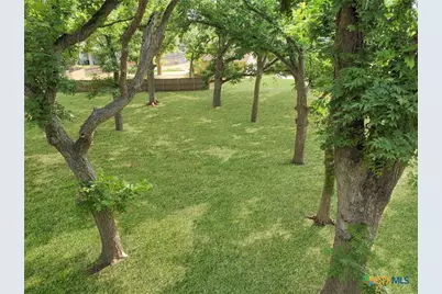 130 Milagros, Seguin, TX 78155 - Photo 11