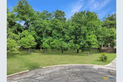 130 Milagros, Seguin, TX 78155 - Photo 1