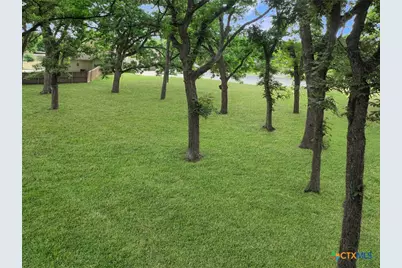 130 Milagros, Seguin, TX 78155 - Photo 5