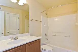 335 Rachel St, San Marcos, TX 78666 - Photo 9