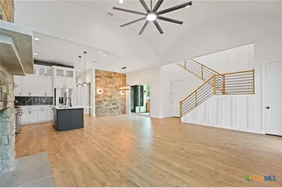 670 Magazine Avenue, New Braunfels, TX 78130 - Photo 3