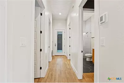 670 Magazine Avenue, New Braunfels, TX 78130 - Photo 15