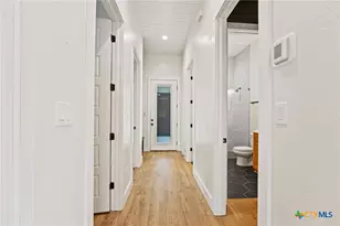 670 Magazine Ave, New Braunfels, TX 78130 - Photo 15