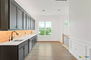 670 Magazine Ave, New Braunfels, TX 78130 - Photo 27