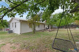 505 S Summer St, Lampasas, TX 76550 - Photo 23