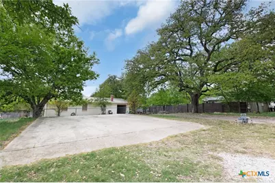 505 S Summer Street, Lampasas, TX 76550 - Photo 25
