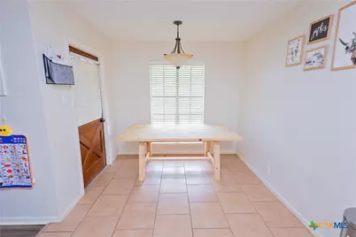 227 Briarmeadow Lane, Victoria, TX 77904 - Photo 9