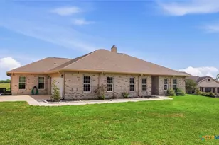 15 Huron St, Victoria, TX 77905 - Photo 1