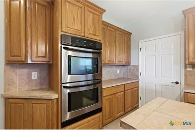 15 Huron Street, Victoria, TX 77905 - Photo 9
