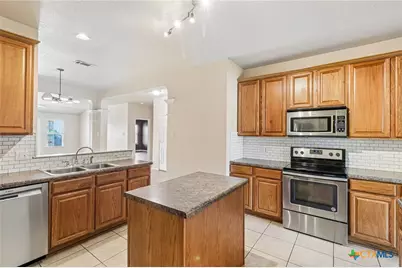 119 W Running Wolf Trail, Harker Heights, TX 76548 - Photo 9