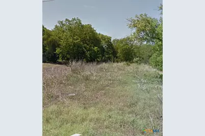 737 Newton Avenue, Seguin, TX 78155 - Photo 1