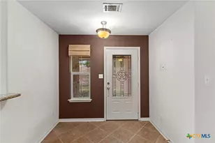 101 Queen Anne Cir, Canyon Lake, TX 78133 - Photo 7