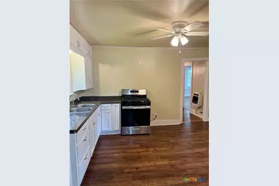 717 Surghnor Street, Belton, TX 76513 - Photo 7