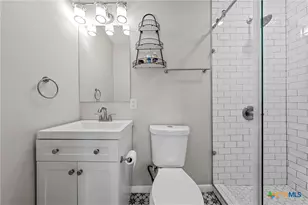 1100 N 66th St, Waco, TX 76710 - Photo 23