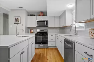 1100 N 66th St, Waco, TX 76710 - Photo 13