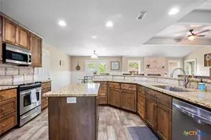 801 John Knox Rd, Fischer, TX 78623 - Photo 9