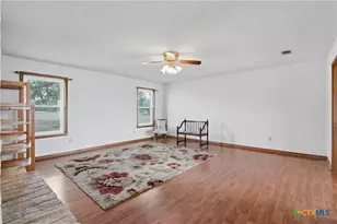 429 Booth Dr, San Marcos, TX 78666 - Photo 17