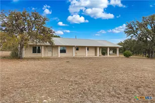 429 Booth Dr, San Marcos, TX 78666 - Photo 3