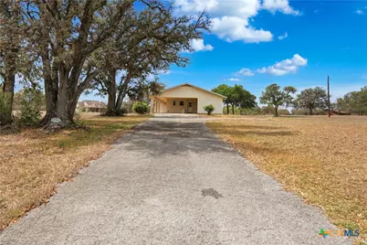 429 Booth Drive, San Marcos, TX 78666 - Photo 5