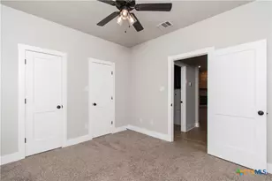 5213 Few Oaks Dr, Salado, TX 76571 - Photo 25