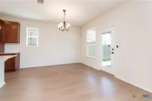 661 Bailey Park Dr, Jarrell, TX 76537 - Photo 11