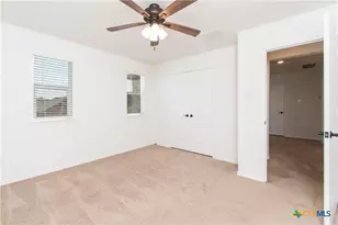 661 Bailey Park Dr, Jarrell, TX 76537 - Photo 21