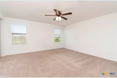 661 Bailey Park Drive, Jarrell, TX 76537 - Photo 15