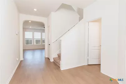 661 Bailey Park Drive, Jarrell, TX 76537 - Photo 7