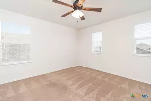 661 Bailey Park Dr, Jarrell, TX 76537 - Photo 19