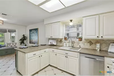 1306 Oakridge Drive, Round Rock, TX 78681 - Photo 11